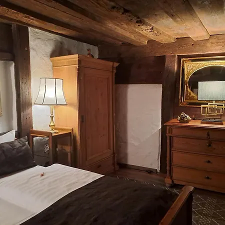 艾尔弗拉恩基斯克葡萄酒馆酒店 招待所