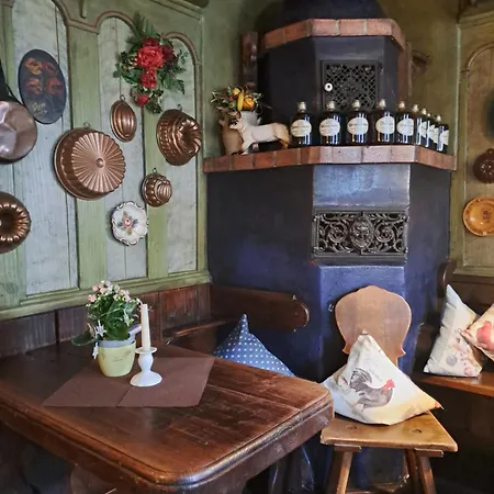 Altfraenkische Weinstube بيت ضيافة